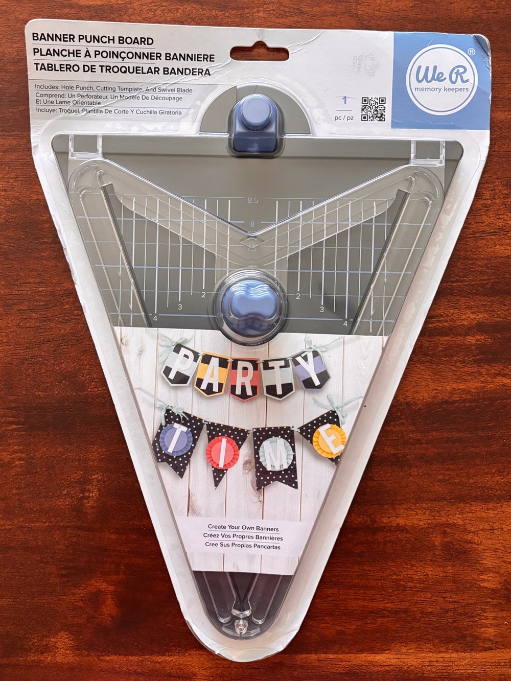 We R Memory Keepers Banner Punch Board – Banner Maker NEW